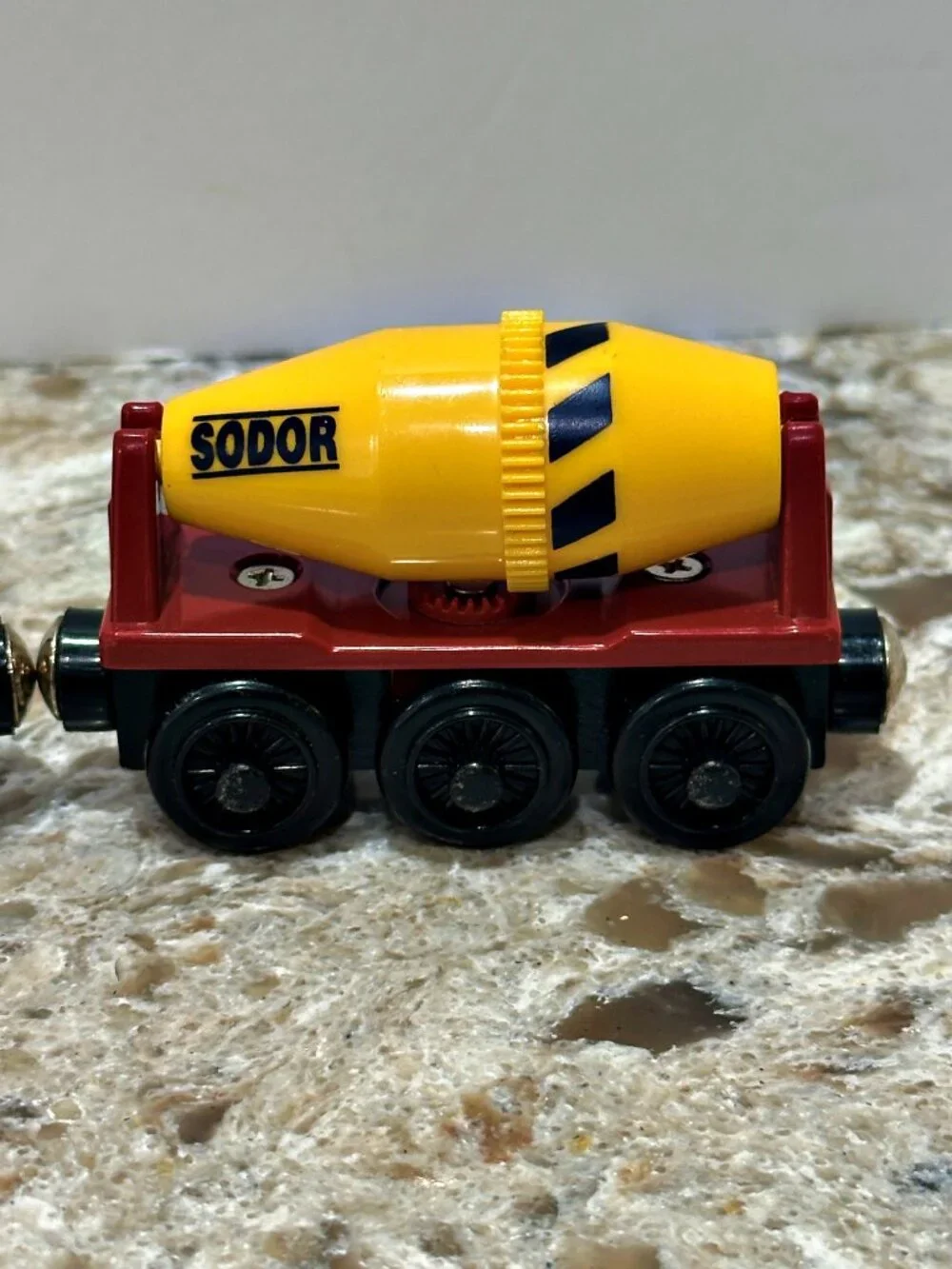 Thomas & Friends Wooden Railway Rusty & Cement Mixer Train Lot Learning Curve